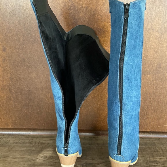 Denim boots, full back zipper, cute heels, sz 8.5/39 - Picture 2 of 8